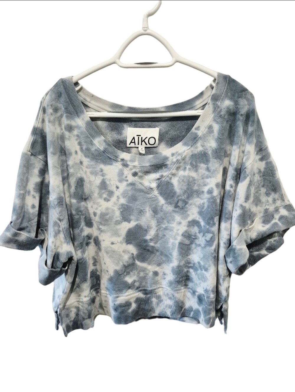 AĪKO Blue Tie Dye Cropped Short Sleeve Sweatshirt Top M Modal Supima Cotton